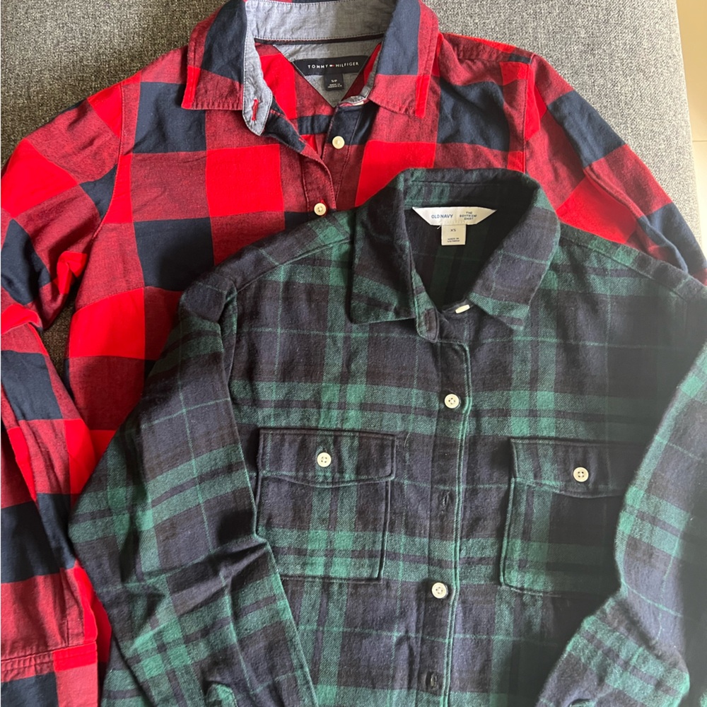 Tommy Hilfiger Red and Gal Green Casual Button Down Shirts